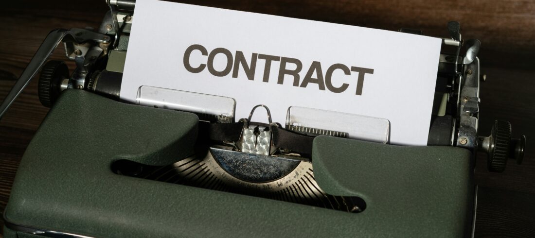 contract lawyer