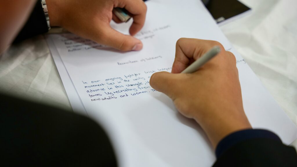 contract kosovo lawyer